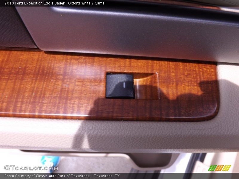 Oxford White / Camel 2010 Ford Expedition Eddie Bauer