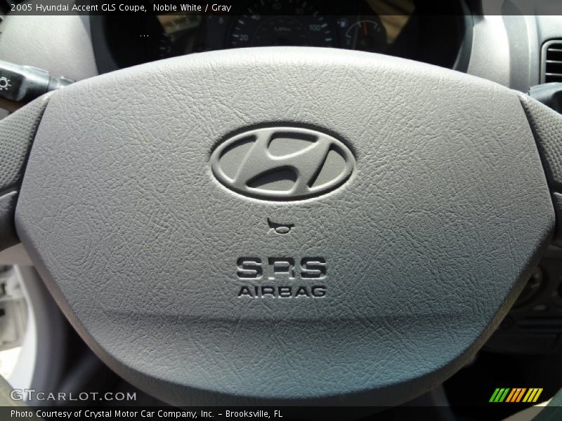 Noble White / Gray 2005 Hyundai Accent GLS Coupe