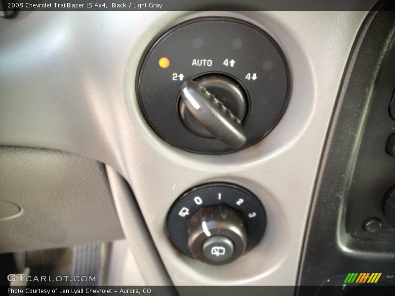 Black / Light Gray 2008 Chevrolet TrailBlazer LS 4x4