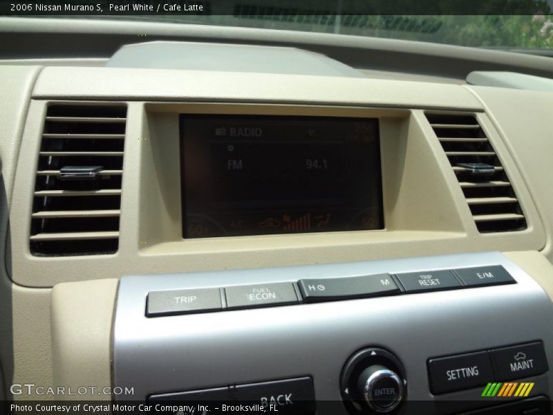 Pearl White / Cafe Latte 2006 Nissan Murano S