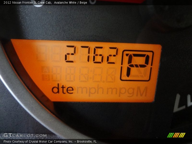 Avalanche White / Beige 2012 Nissan Frontier SL Crew Cab