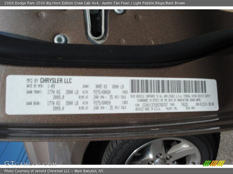 Austin Tan Pearl / Light Pebble Beige/Bark Brown 2009 Dodge Ram 1500 Big Horn Edition Crew Cab 4x4