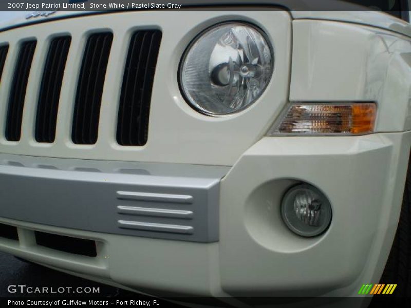 Stone White / Pastel Slate Gray 2007 Jeep Patriot Limited
