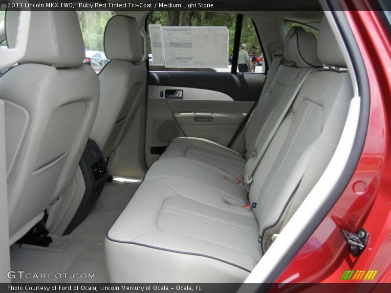  2013 MKX FWD Medium Light Stone Interior