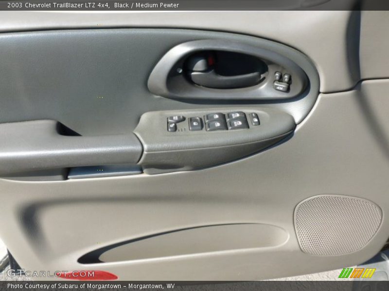 Black / Medium Pewter 2003 Chevrolet TrailBlazer LTZ 4x4