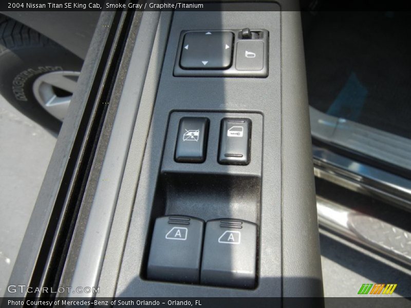 Smoke Gray / Graphite/Titanium 2004 Nissan Titan SE King Cab