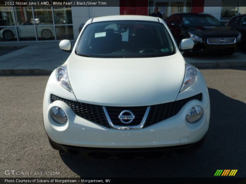 White Pearl / Black/Silver Trim 2012 Nissan Juke S AWD