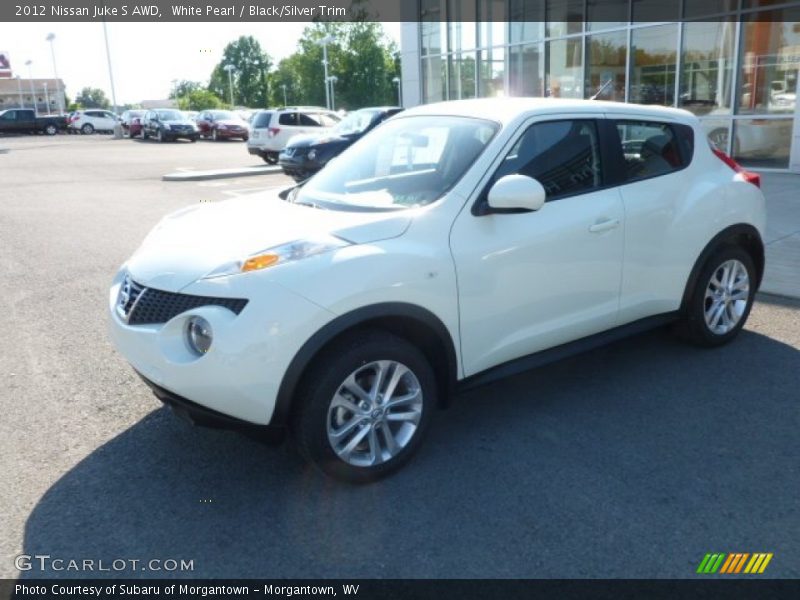 White Pearl / Black/Silver Trim 2012 Nissan Juke S AWD