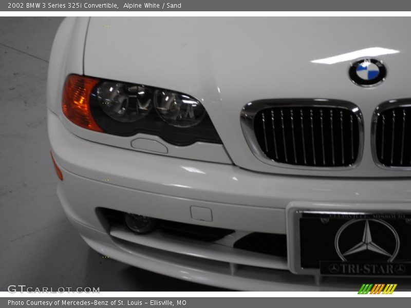 Alpine White / Sand 2002 BMW 3 Series 325i Convertible