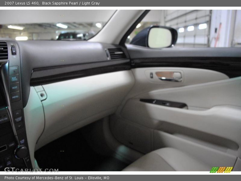 Black Sapphire Pearl / Light Gray 2007 Lexus LS 460