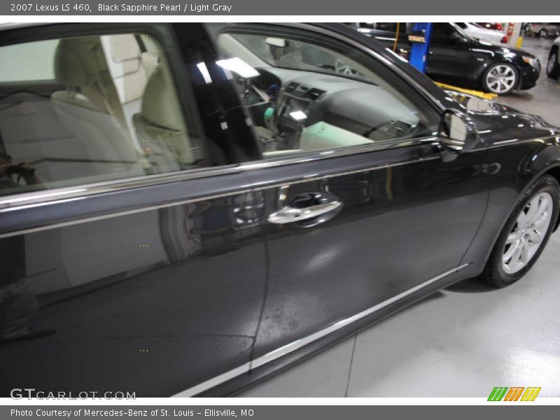 Black Sapphire Pearl / Light Gray 2007 Lexus LS 460