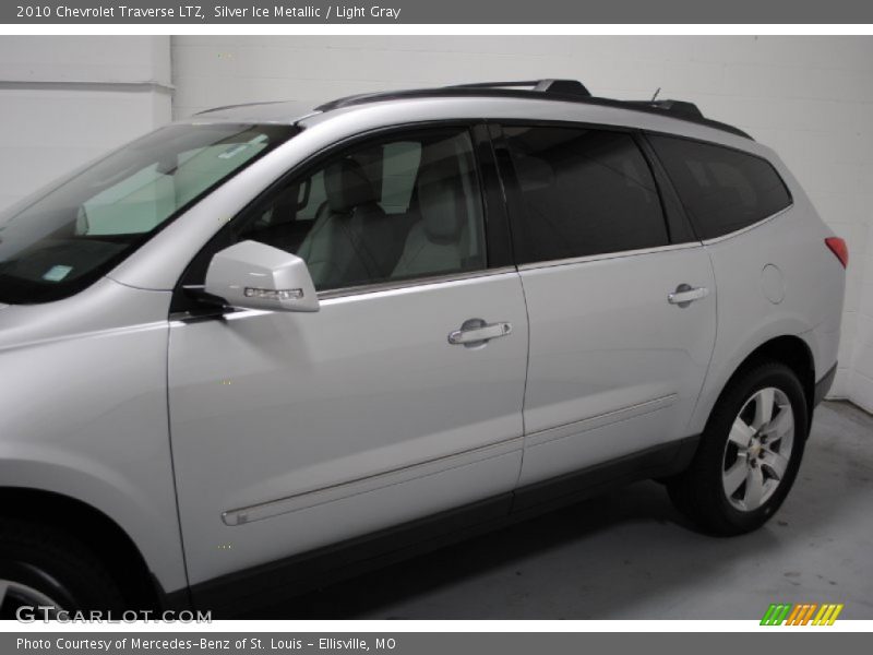 Silver Ice Metallic / Light Gray 2010 Chevrolet Traverse LTZ