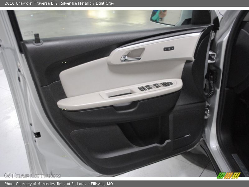 Silver Ice Metallic / Light Gray 2010 Chevrolet Traverse LTZ