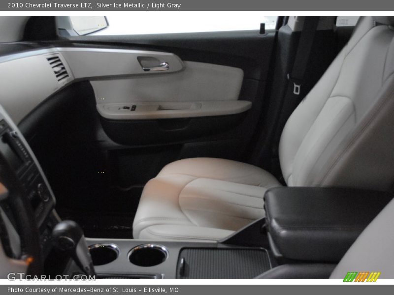 Silver Ice Metallic / Light Gray 2010 Chevrolet Traverse LTZ