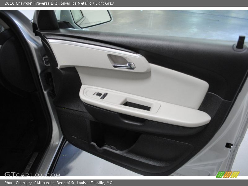 Silver Ice Metallic / Light Gray 2010 Chevrolet Traverse LTZ