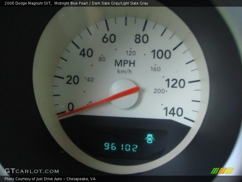 Midnight Blue Pearl / Dark Slate Gray/Light Slate Gray 2006 Dodge Magnum SXT