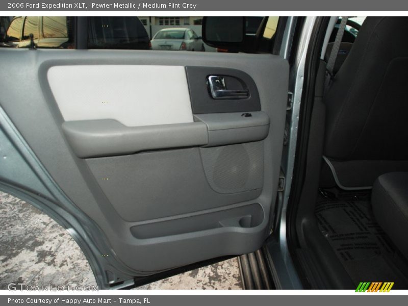Pewter Metallic / Medium Flint Grey 2006 Ford Expedition XLT