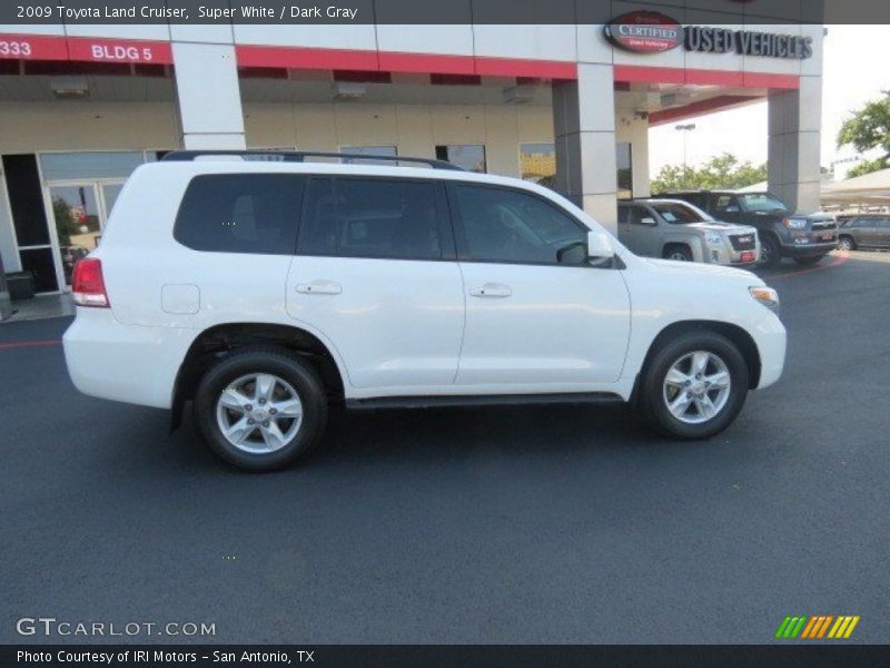 Super White / Dark Gray 2009 Toyota Land Cruiser