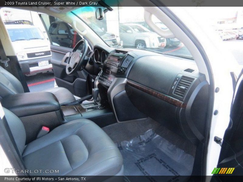 Super White / Dark Gray 2009 Toyota Land Cruiser
