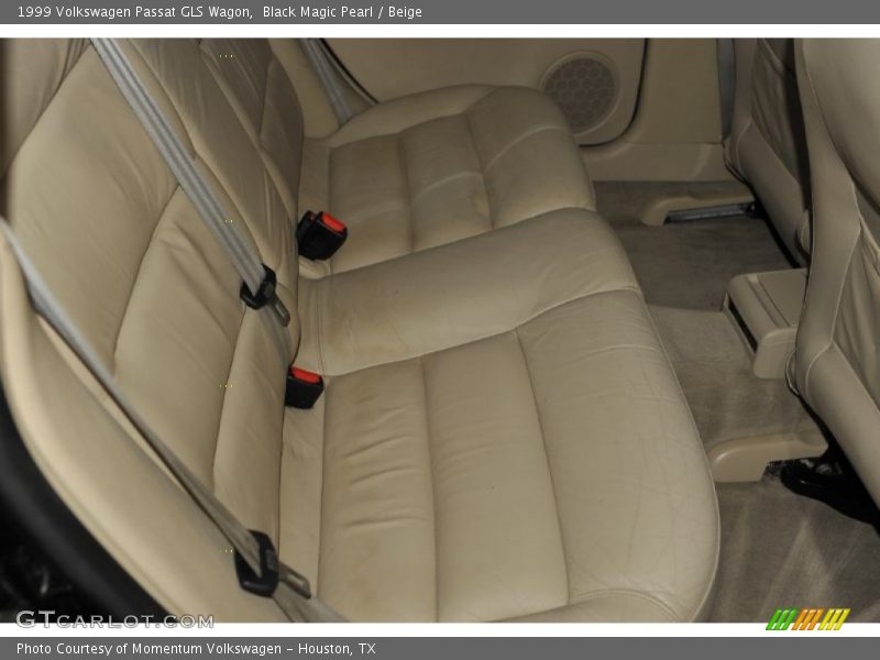 Black Magic Pearl / Beige 1999 Volkswagen Passat GLS Wagon