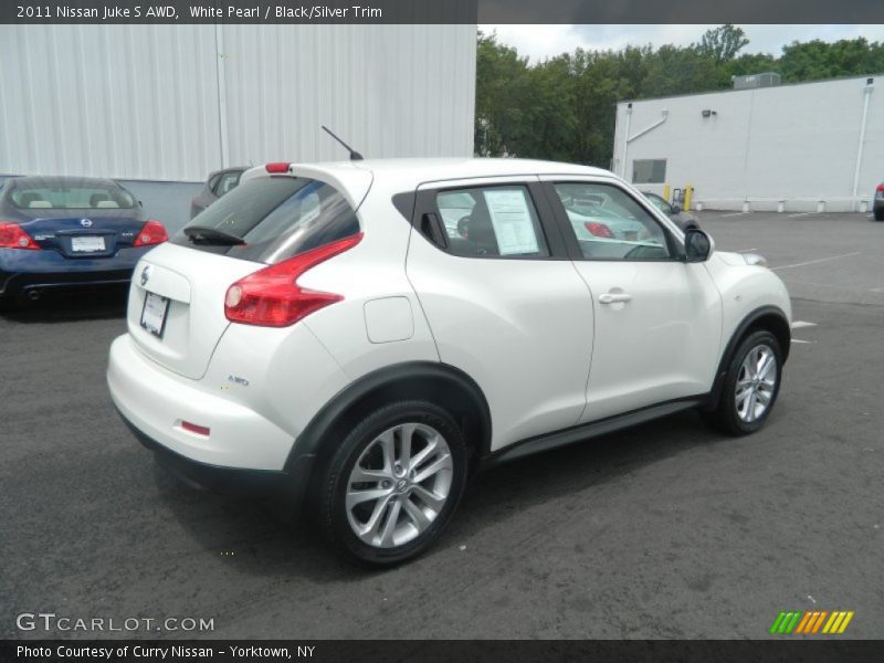 White Pearl / Black/Silver Trim 2011 Nissan Juke S AWD