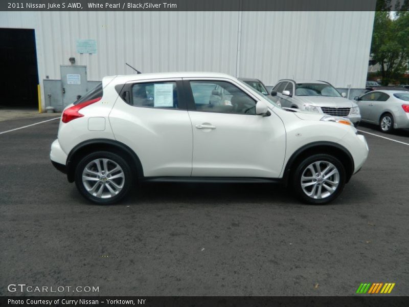 White Pearl / Black/Silver Trim 2011 Nissan Juke S AWD