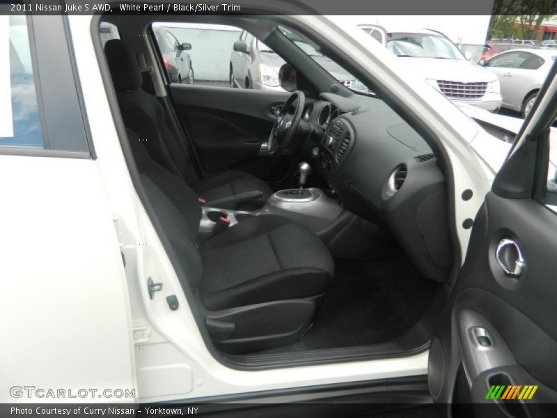 White Pearl / Black/Silver Trim 2011 Nissan Juke S AWD