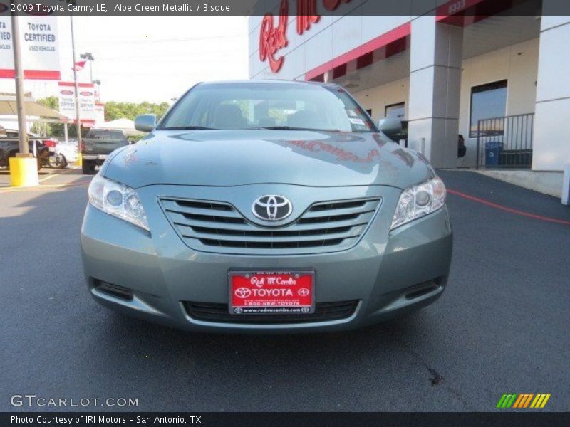 Aloe Green Metallic / Bisque 2009 Toyota Camry LE