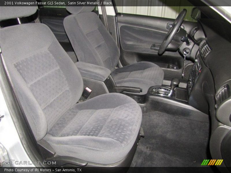 Satin Silver Metallic / Black 2001 Volkswagen Passat GLS Sedan
