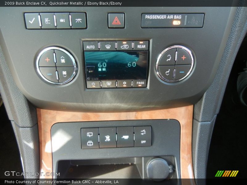 Quicksilver Metallic / Ebony Black/Ebony 2009 Buick Enclave CX