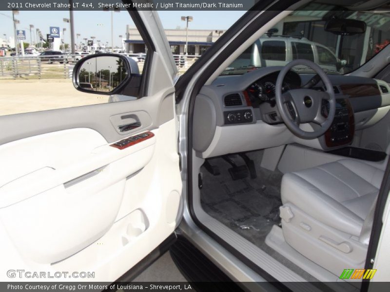 Sheer Silver Metallic / Light Titanium/Dark Titanium 2011 Chevrolet Tahoe LT 4x4