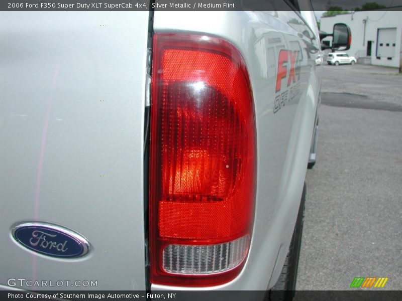 Silver Metallic / Medium Flint 2006 Ford F350 Super Duty XLT SuperCab 4x4