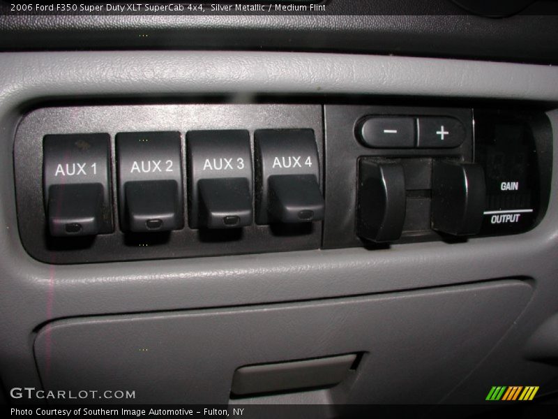 Silver Metallic / Medium Flint 2006 Ford F350 Super Duty XLT SuperCab 4x4