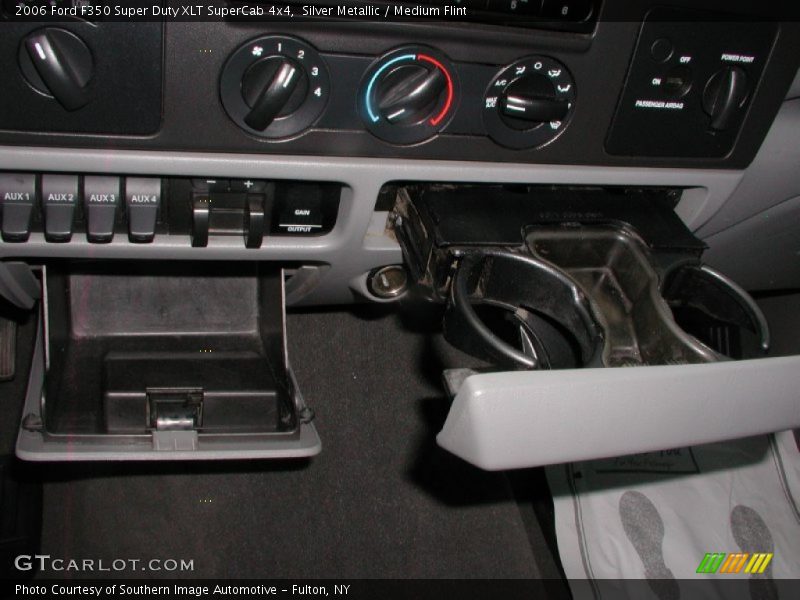 Silver Metallic / Medium Flint 2006 Ford F350 Super Duty XLT SuperCab 4x4
