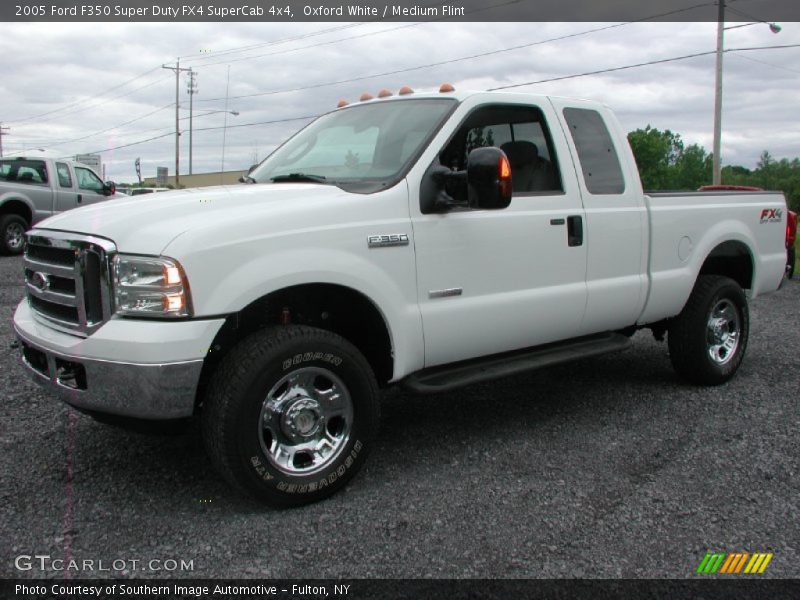 Oxford White / Medium Flint 2005 Ford F350 Super Duty FX4 SuperCab 4x4
