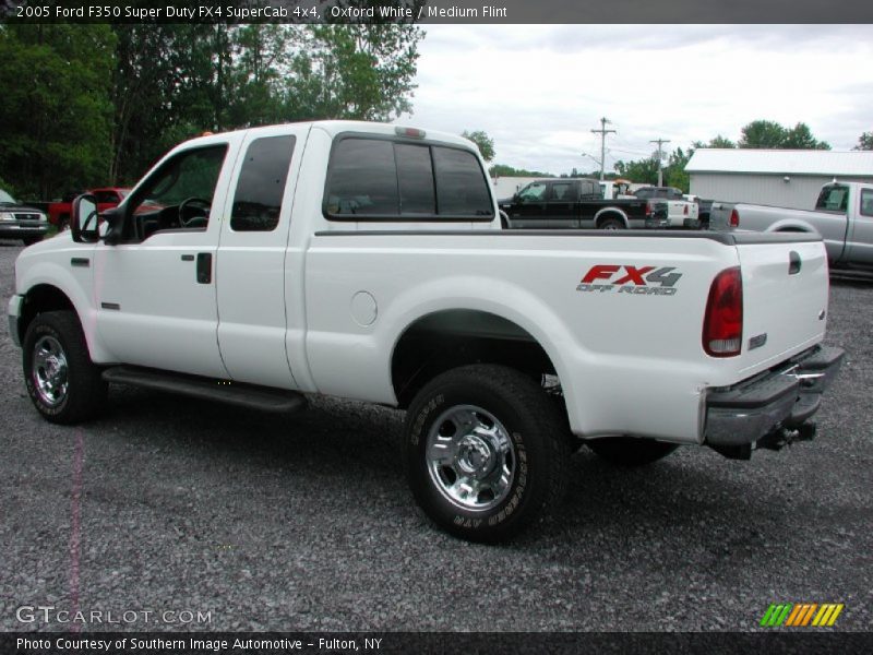 Oxford White / Medium Flint 2005 Ford F350 Super Duty FX4 SuperCab 4x4