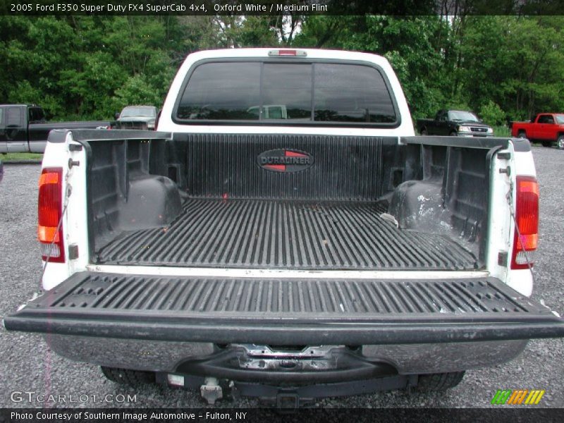 Oxford White / Medium Flint 2005 Ford F350 Super Duty FX4 SuperCab 4x4