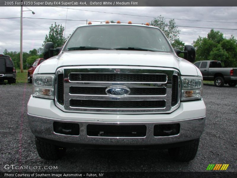 Oxford White / Medium Flint 2005 Ford F350 Super Duty FX4 SuperCab 4x4