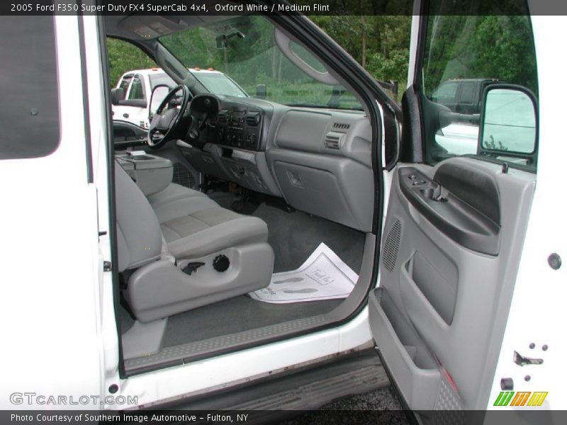 Oxford White / Medium Flint 2005 Ford F350 Super Duty FX4 SuperCab 4x4