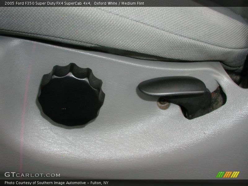 Oxford White / Medium Flint 2005 Ford F350 Super Duty FX4 SuperCab 4x4