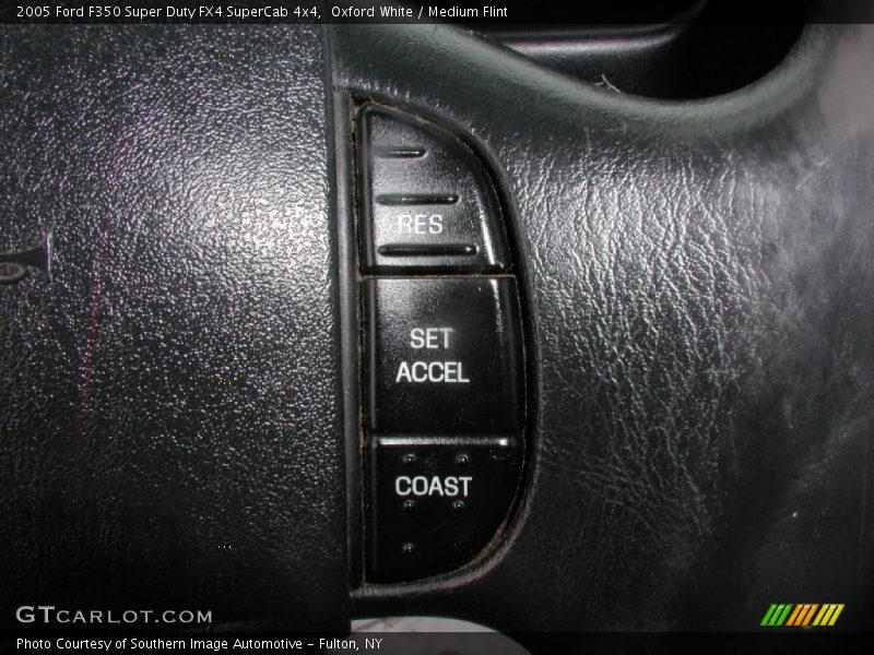 Oxford White / Medium Flint 2005 Ford F350 Super Duty FX4 SuperCab 4x4