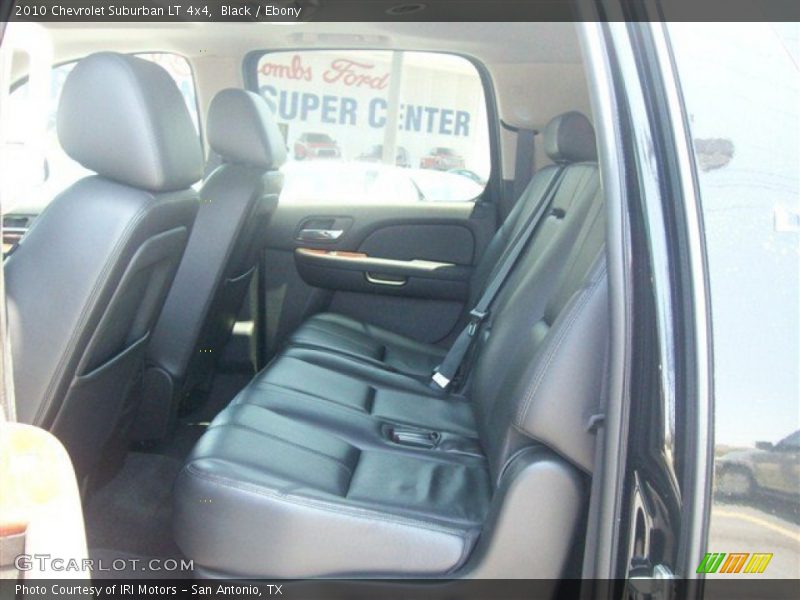 Black / Ebony 2010 Chevrolet Suburban LT 4x4