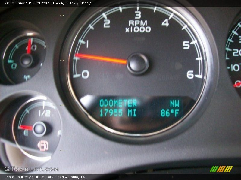 Black / Ebony 2010 Chevrolet Suburban LT 4x4