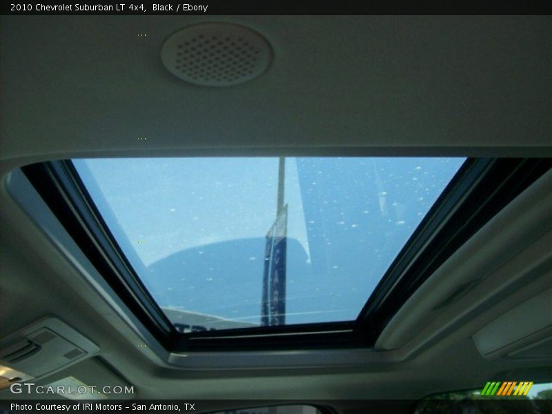 Black / Ebony 2010 Chevrolet Suburban LT 4x4