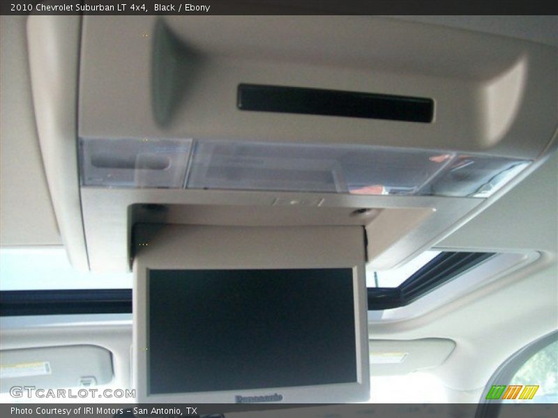 Black / Ebony 2010 Chevrolet Suburban LT 4x4