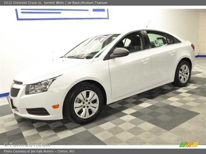 Summit White / Jet Black/Medium Titanium 2012 Chevrolet Cruze LS