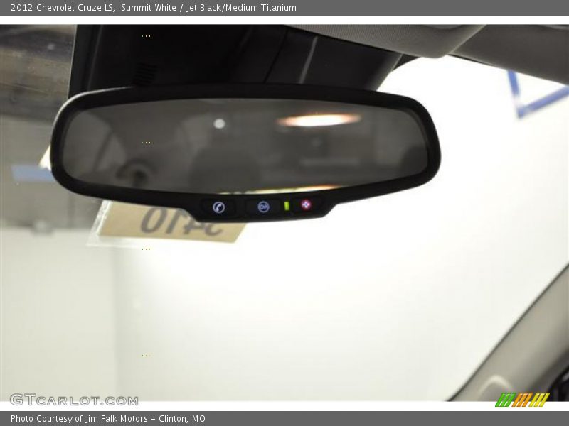 Summit White / Jet Black/Medium Titanium 2012 Chevrolet Cruze LS
