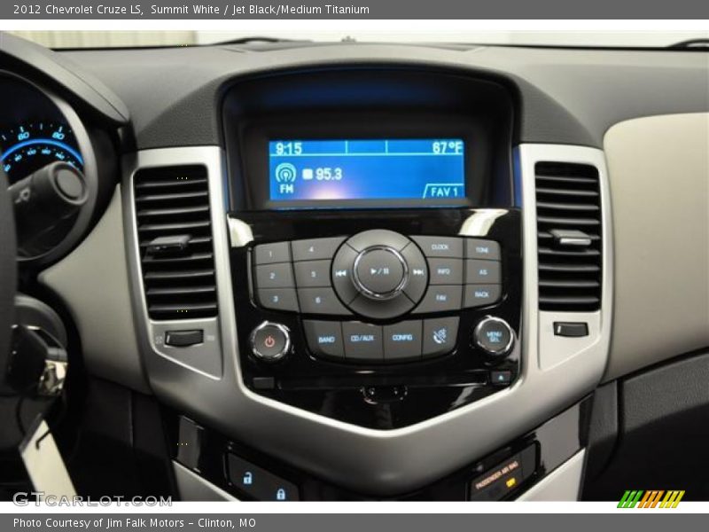Summit White / Jet Black/Medium Titanium 2012 Chevrolet Cruze LS