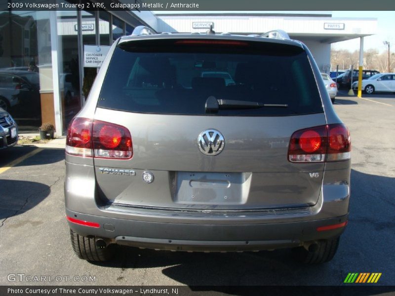 Galapagos Metallic / Anthracite 2009 Volkswagen Touareg 2 VR6