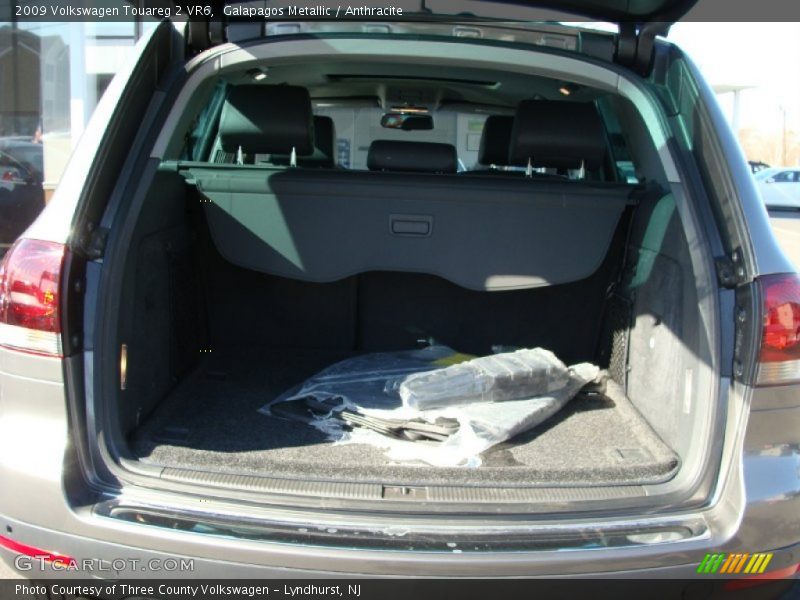 Galapagos Metallic / Anthracite 2009 Volkswagen Touareg 2 VR6